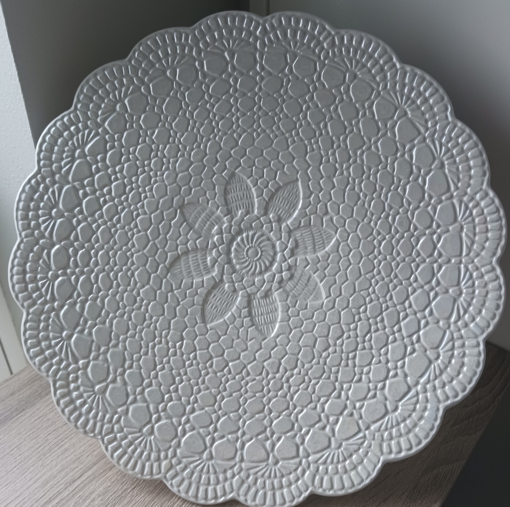 🌷 Bath & Bodyworks Large Ceramic Serving Plate / Platter - Picture 2 of 11